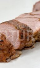 Solomillo de cerdo especiado confitado